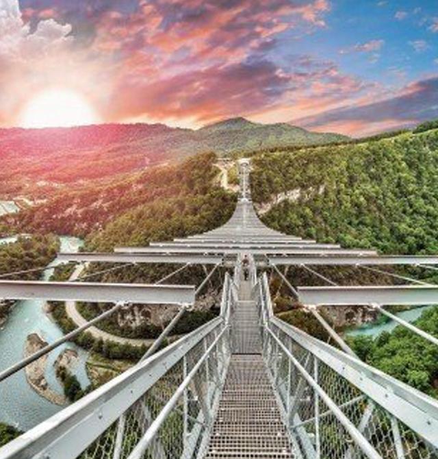 Парк приключений на высоте SKYPARK